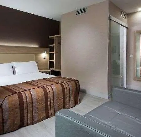 デ パビリオン ホテル 2*