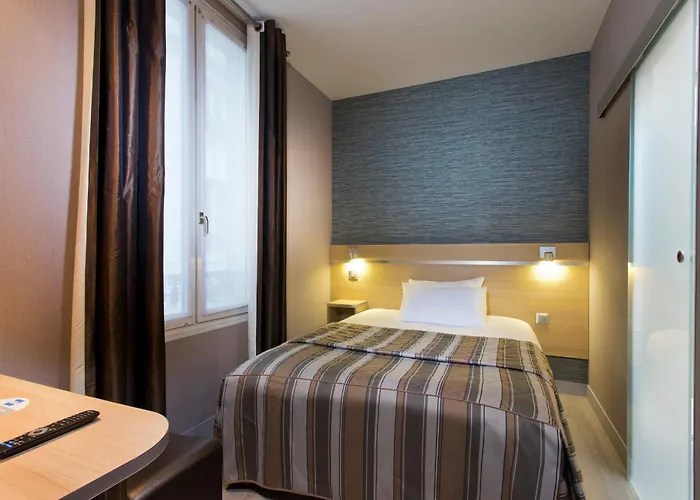 Hotel Des Pavillons París