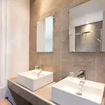 Hotel Des Pavillons Paris